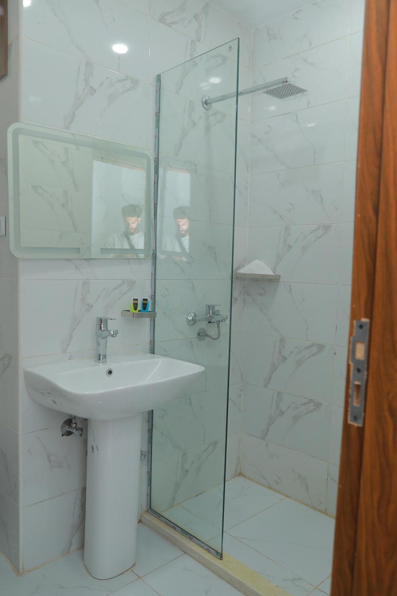 Prince Pyramids Inn Kafrat al Jabal Exterior foto
