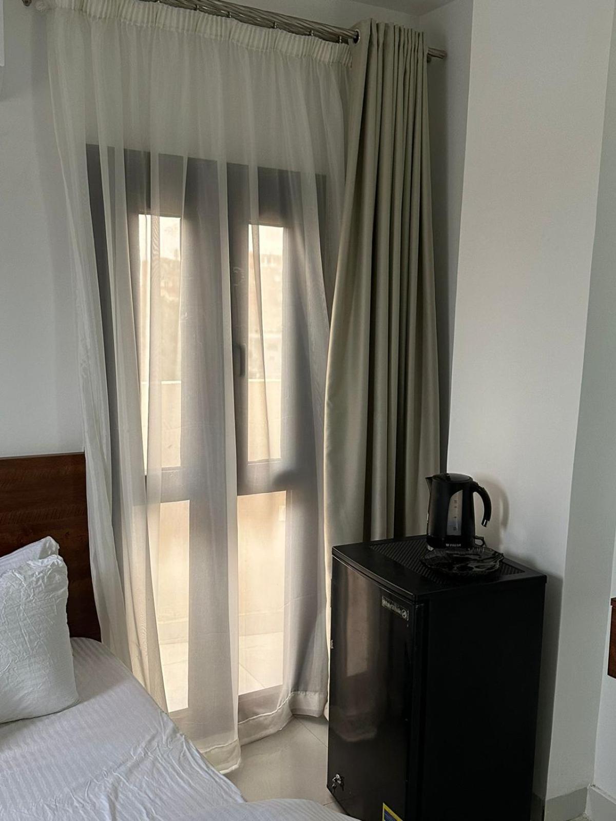 Prince Pyramids Inn Kafrat al Jabal Exterior foto